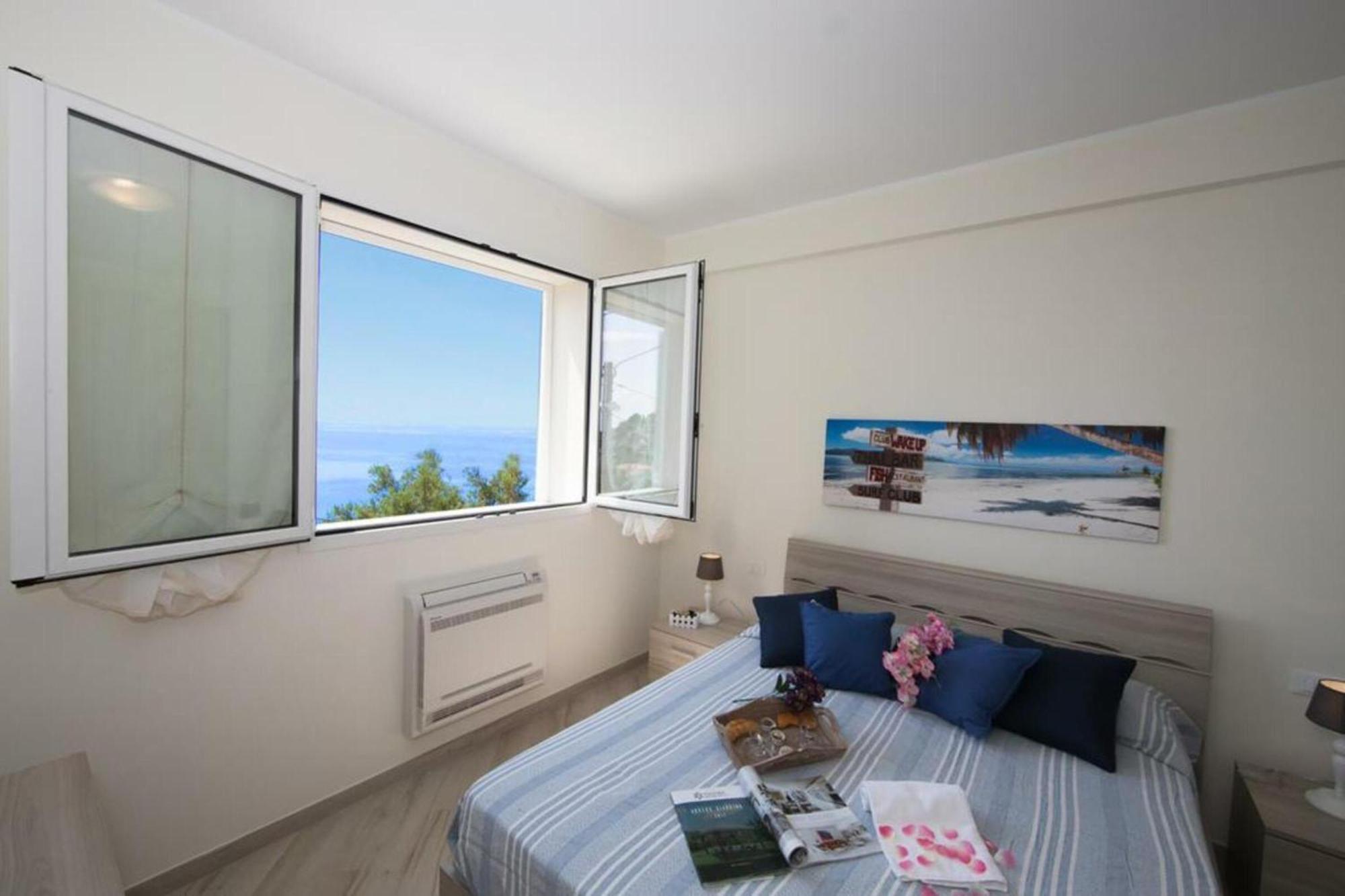 Serena 1 Amazing Sea View - Happy Rentals Alassio Extérieur photo