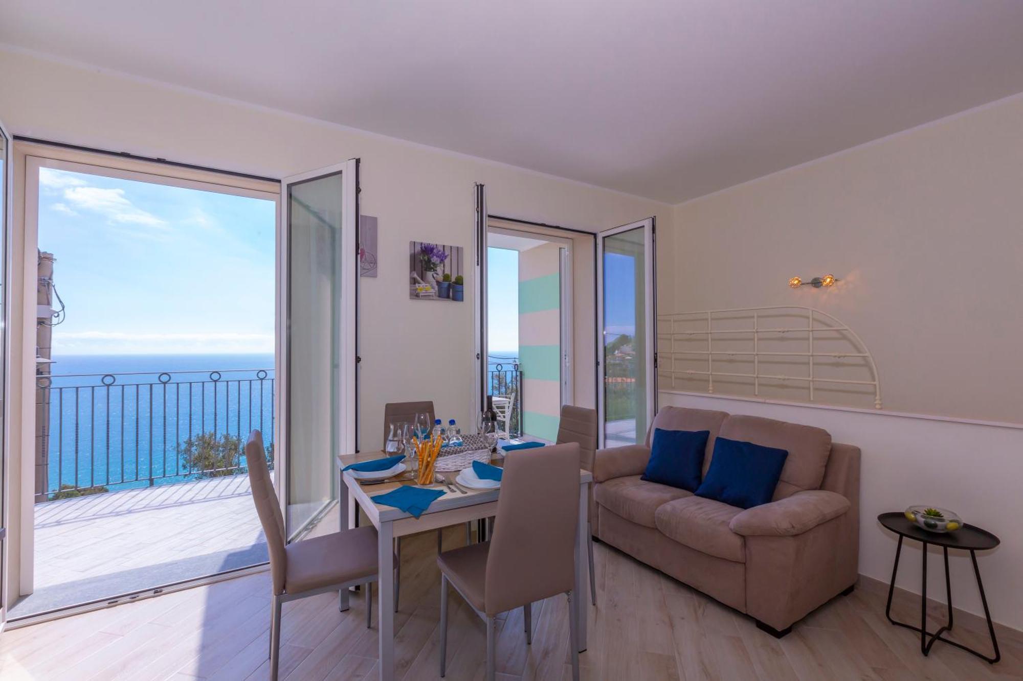 Serena 1 Amazing Sea View - Happy Rentals Alassio Extérieur photo